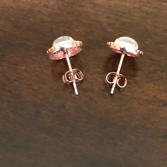 White opal earrings - Picture 4 of 5